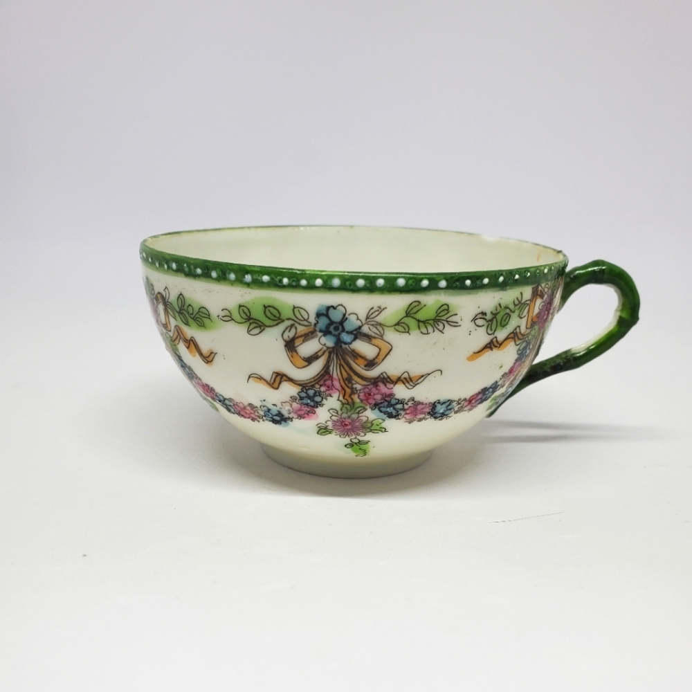 Handpainted Floral Moriage Porcelain Tea Cup 1940's Vintage Pre-Owned